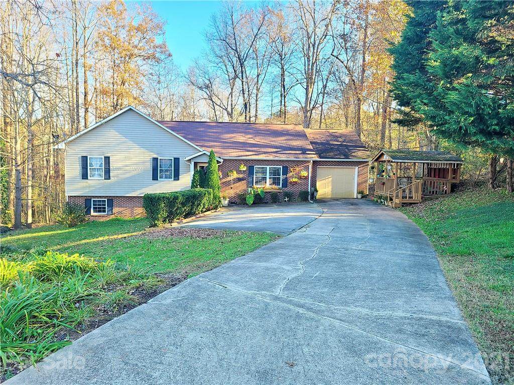 1509 Carlin Drive - Photo 1
