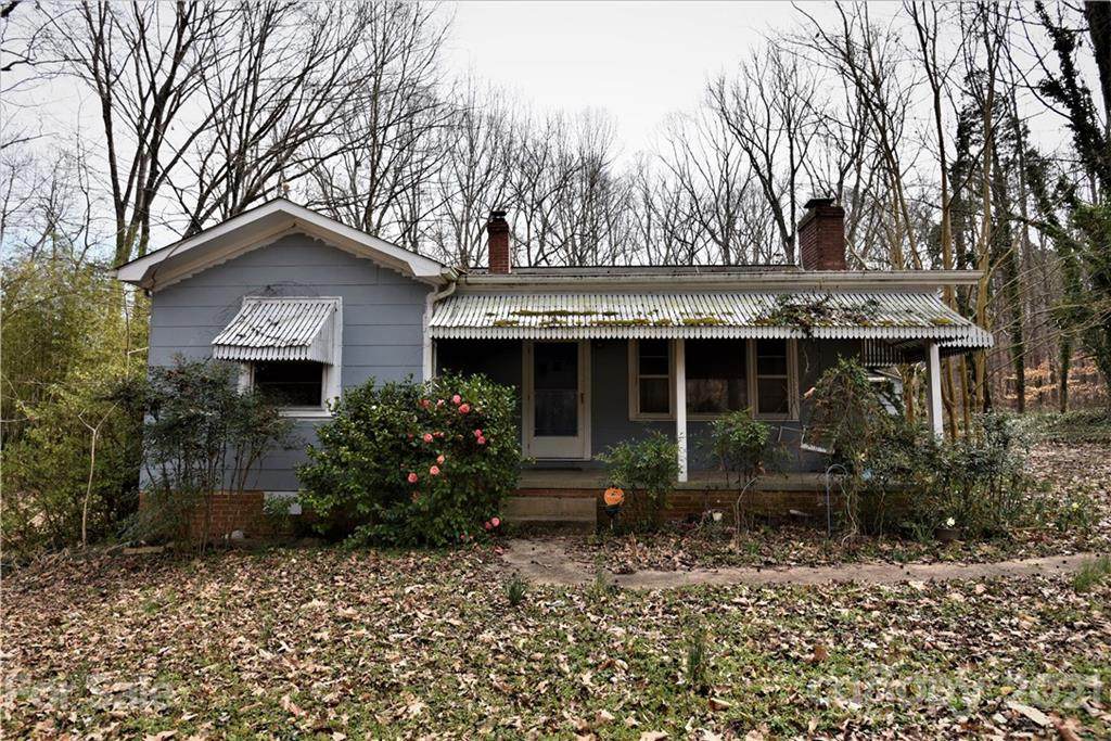 327 Ashbrook Road - Photo 1