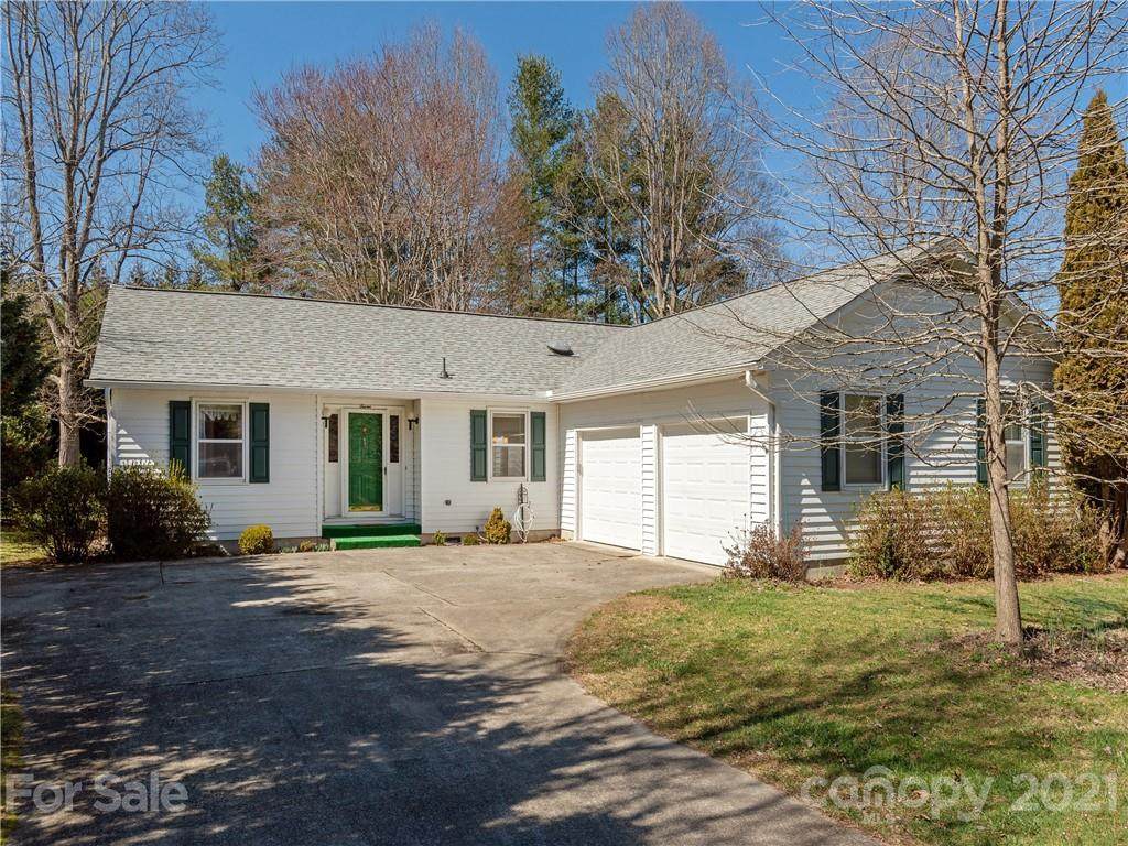 7 Teaneck Circle - Photo 1