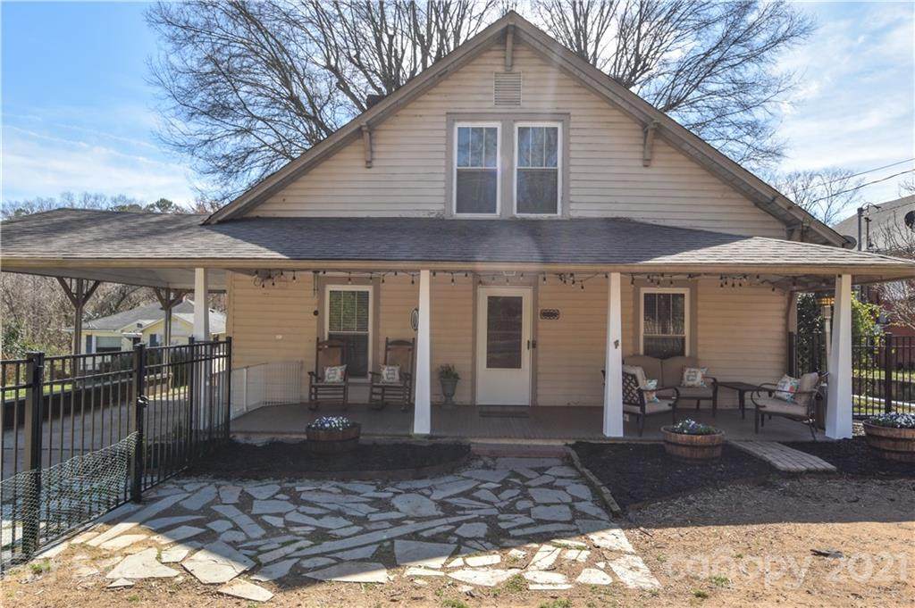 208 Corban Avenue - Photo 1