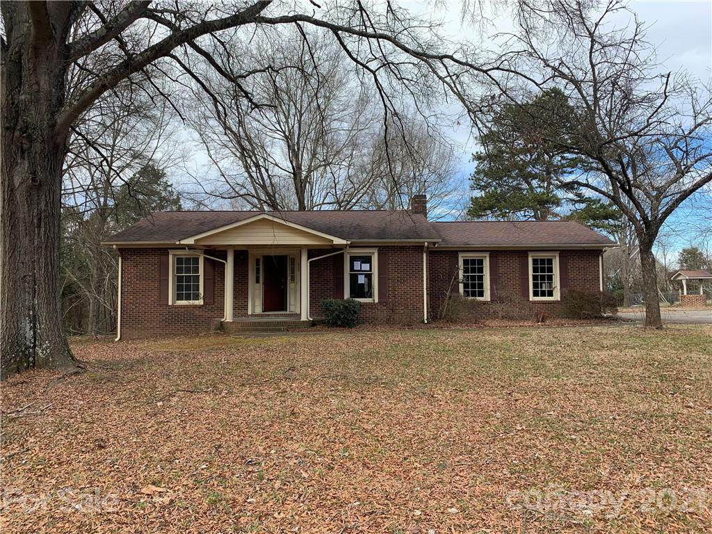 620 Flicker Street - Photo 1