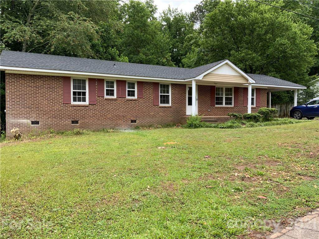 1152 Shannon Drive - Photo 1