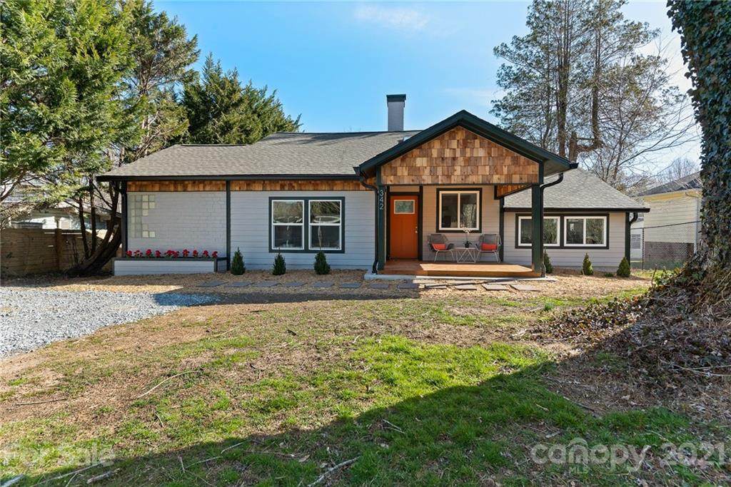 342 Courtland Boulevard - Photo 1
