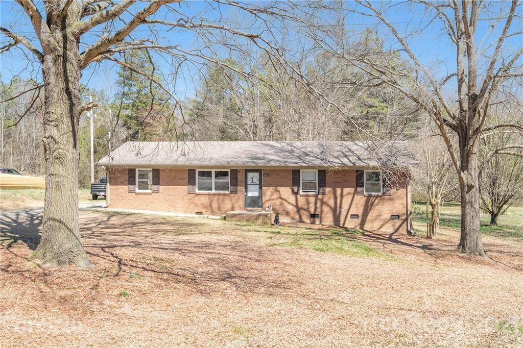 3233 Drake Road - Photo 1