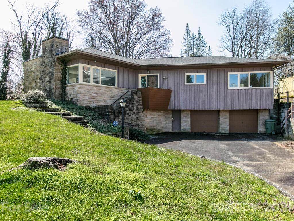 1117 Highland Avenue - Photo 1