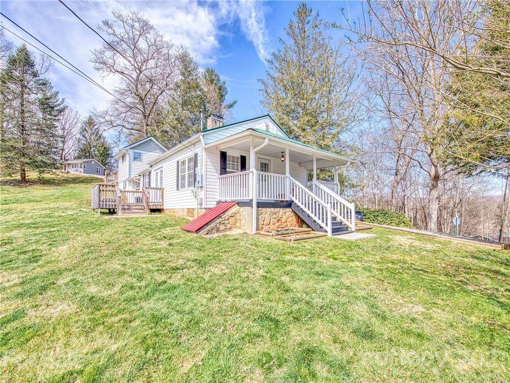 1086 East Street - Photo 1