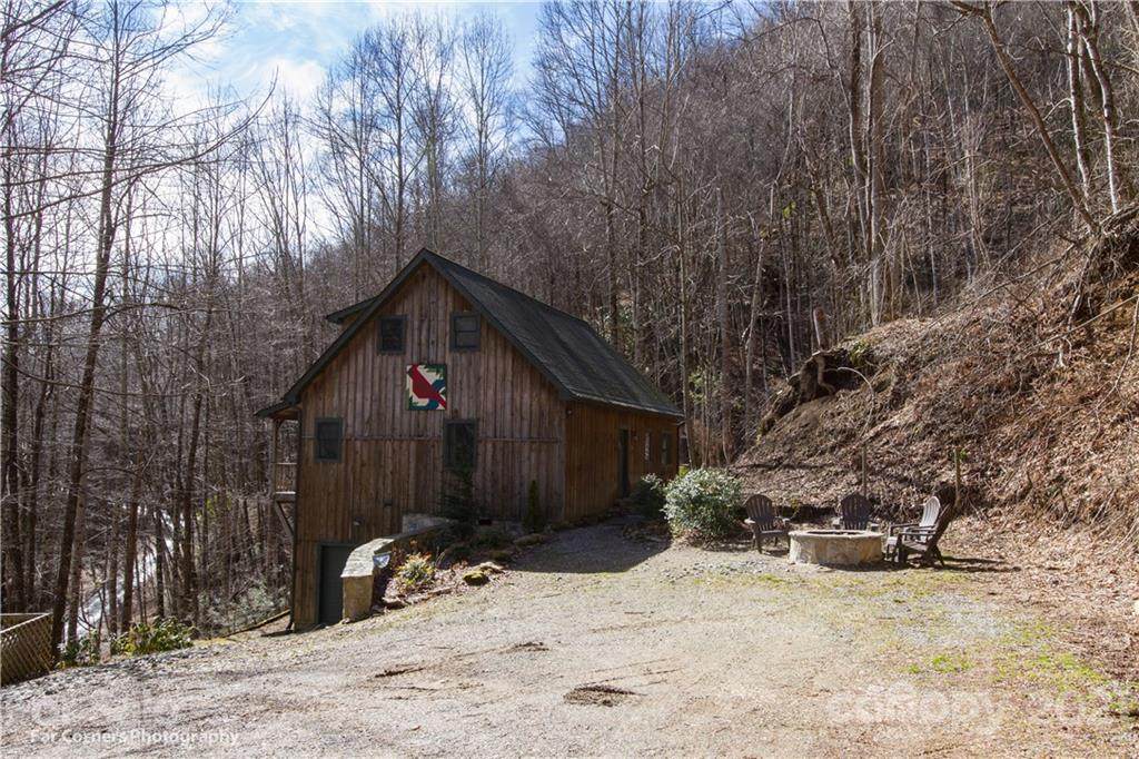 1845 Evans Cove Road - Photo 1