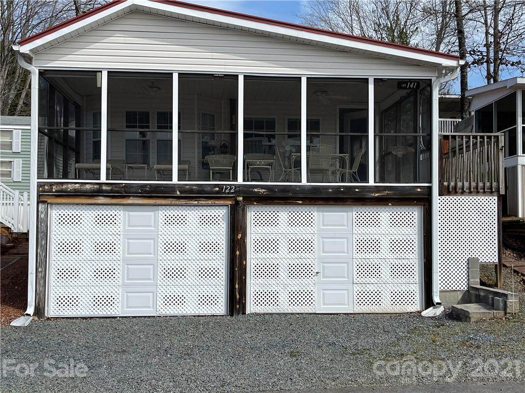 122 Maple Street - Photo 1