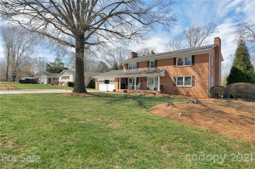 625 Rosemary Lane - Photo 1