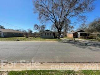2712 Marney Avenue - Photo 1