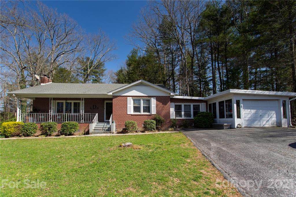 2220 Hilltop Lane - Photo 1