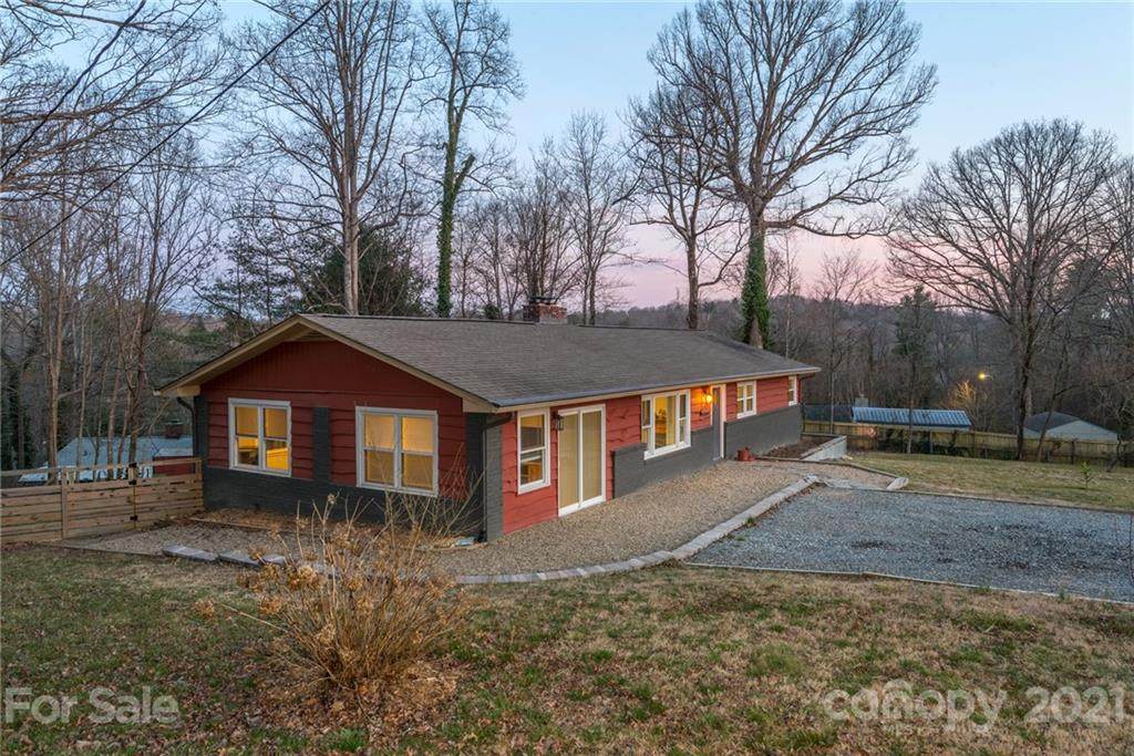 3 Mount Royal Drive - Photo 1