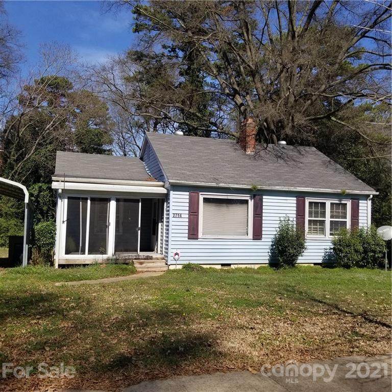 2714 Mayflower Road - Photo 1