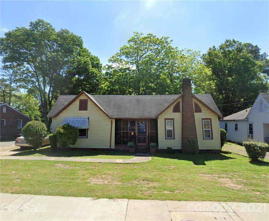 923 Saluda Street - Photo 1
