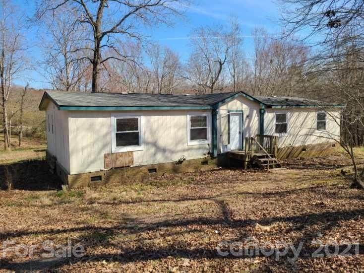 17060 Creekview Lane - Photo 1