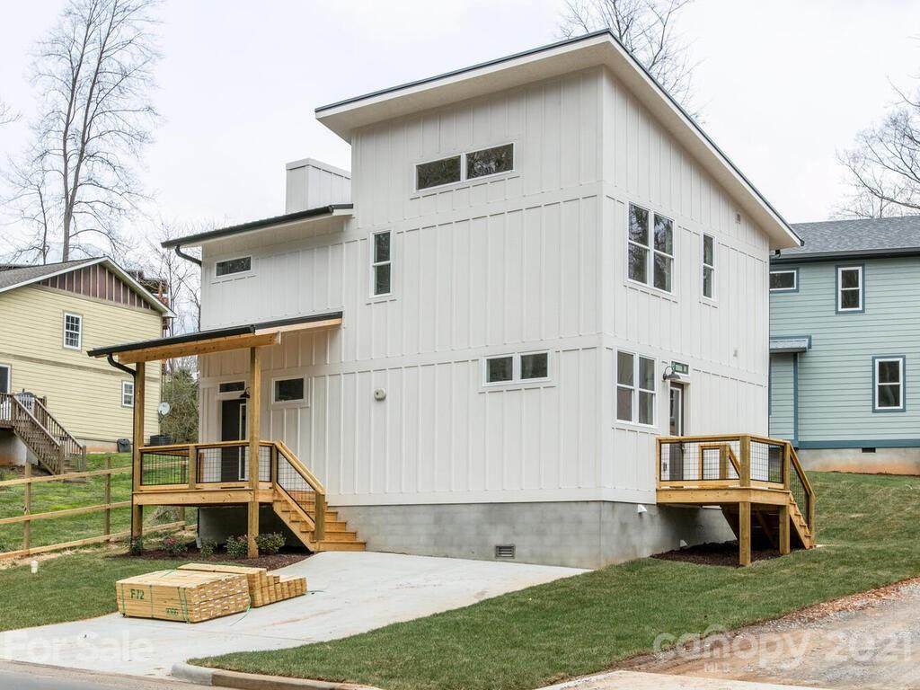 440 State Street - Photo 1