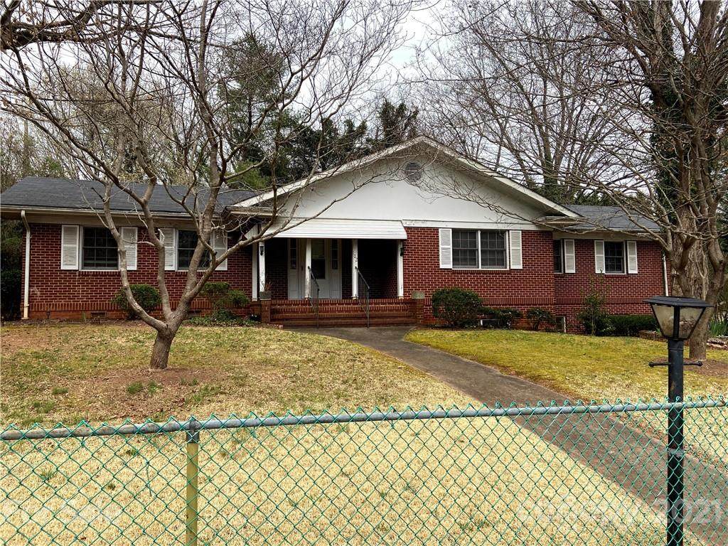 102 York Street - Photo 1
