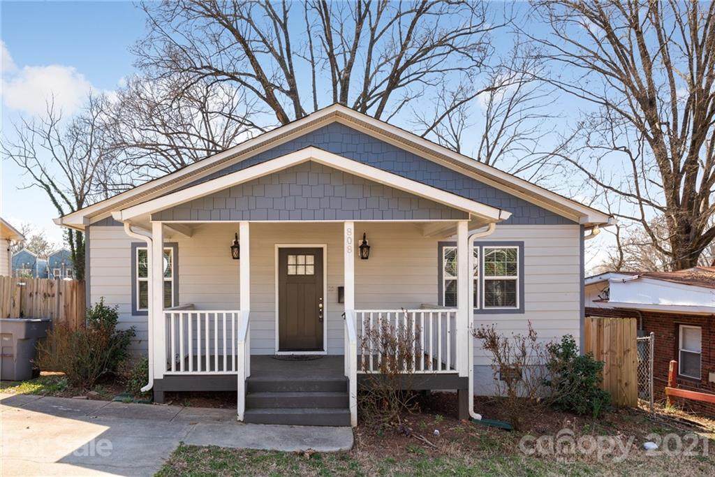 808 17th Street - Photo 1