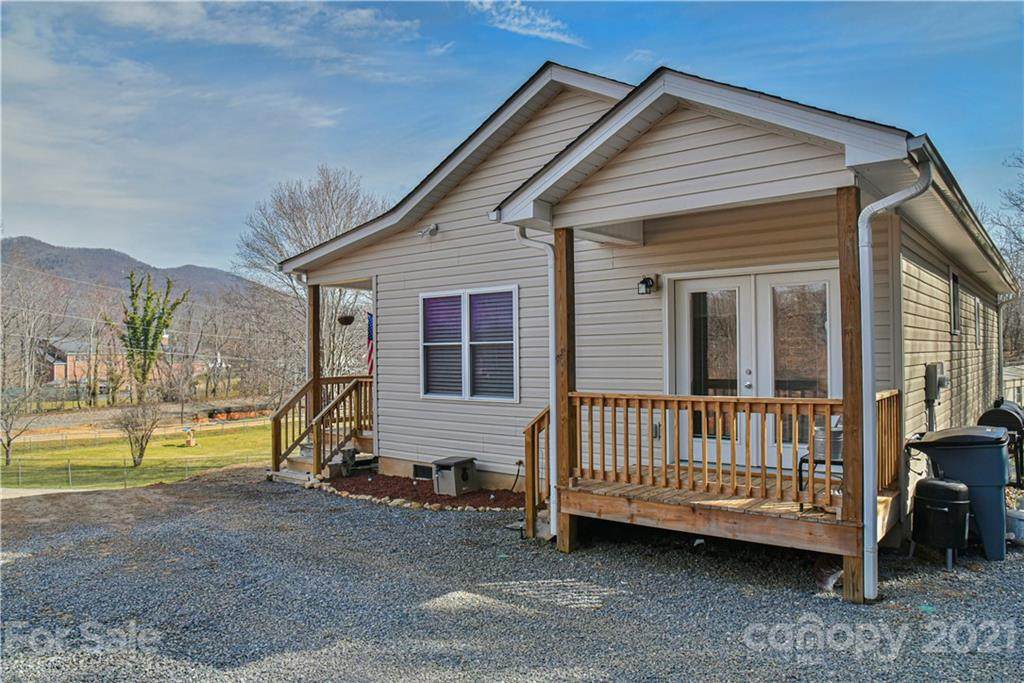 7 Hart Holloway Drive - Photo 1