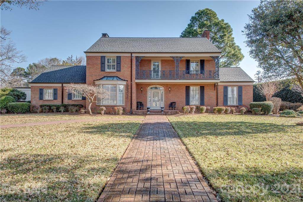 315 Westfield Road - Photo 1