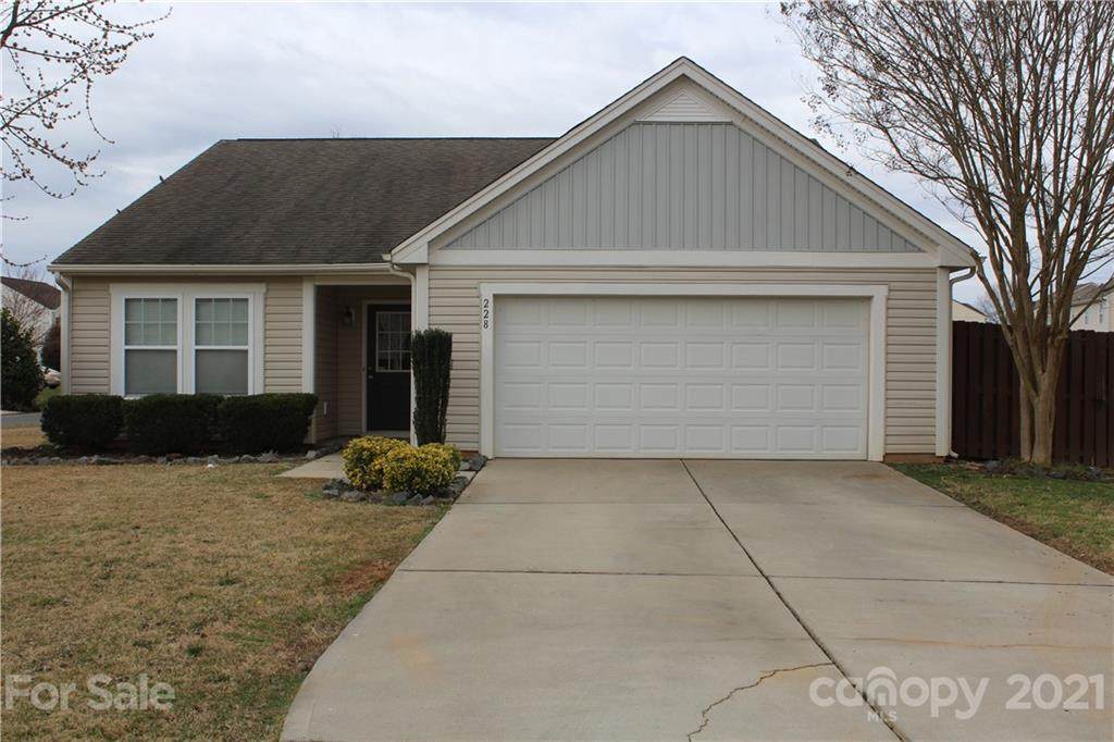 228 Smokehouse Lane - Photo 1