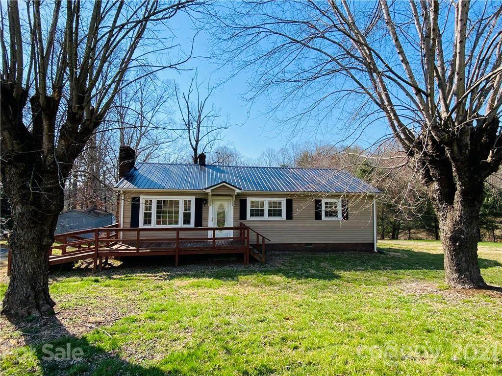 143 Whispering Pine Street - Photo 1