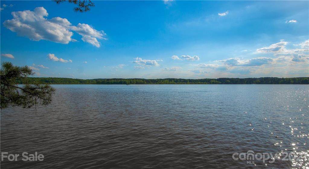 586 Pearl Bay Drive - Photo 1