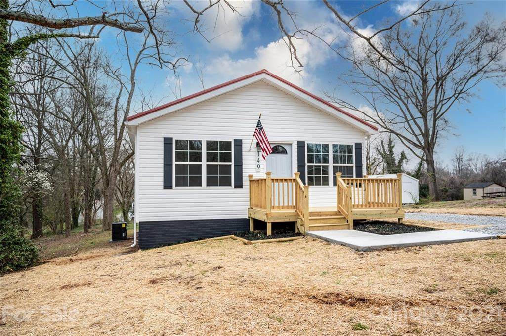 149 Maple Street - Photo 1