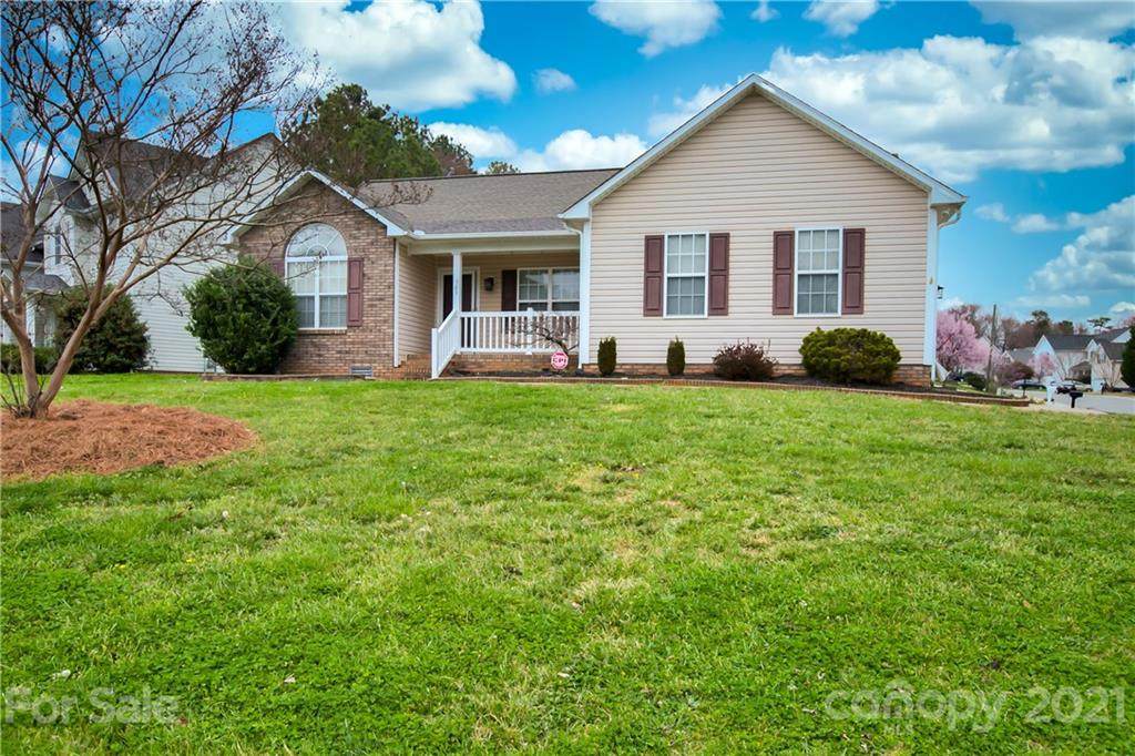 503 Riverglen Drive - Photo 1