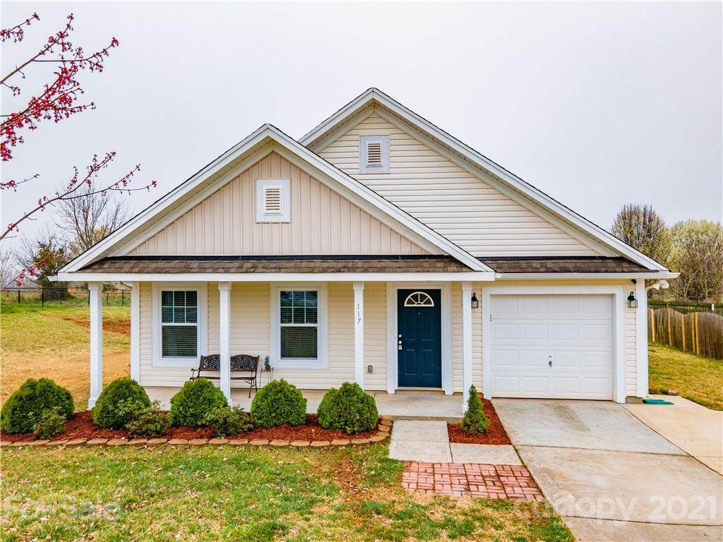 117 Altondale Drive - Photo 1