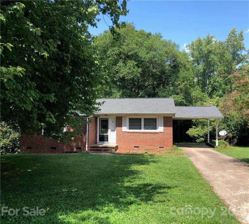 805 Phillips Street - Photo 1