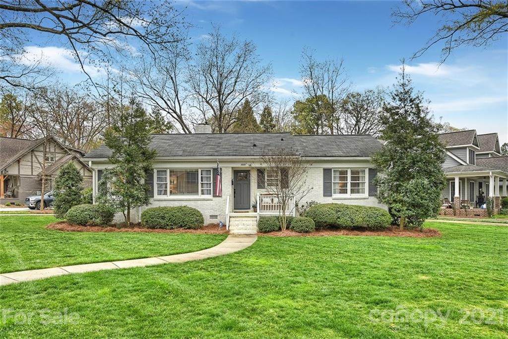 3221 Sunset Drive - Photo 1