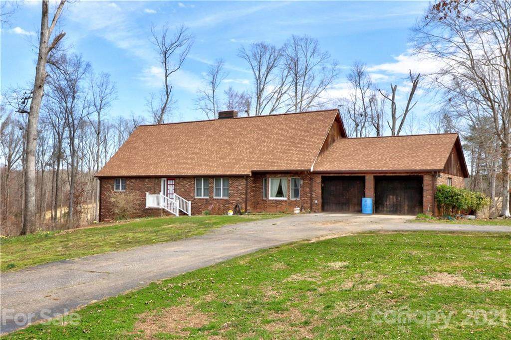 191 Nottingham Circle - Photo 1