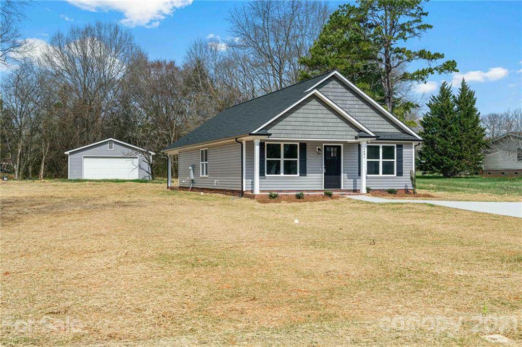4491 Pebblebrook Circle - Photo 1