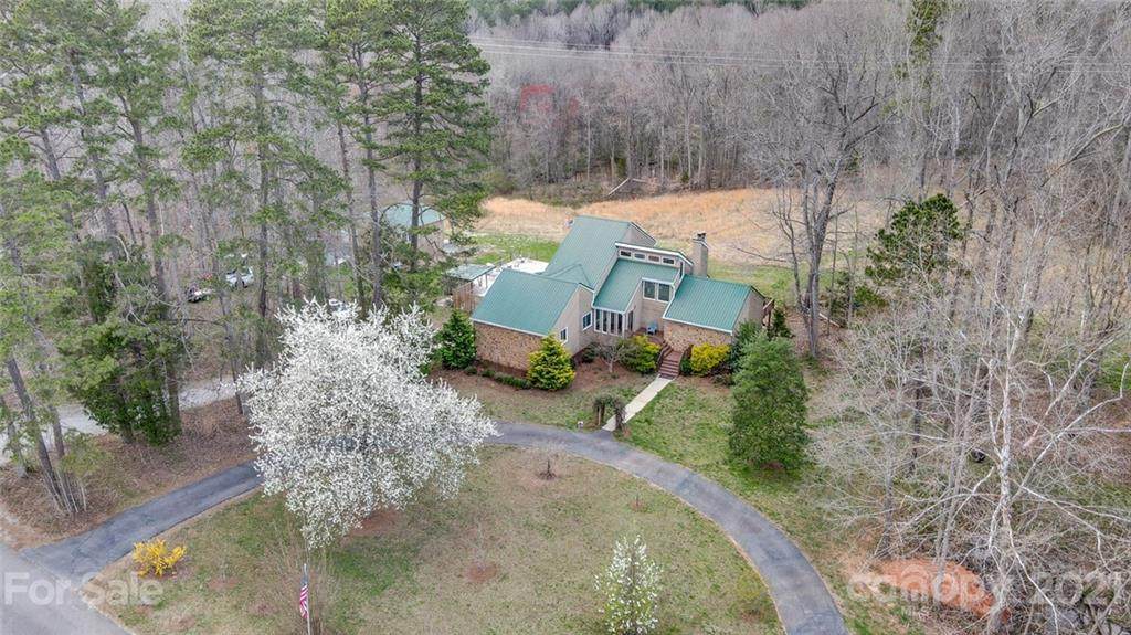 3480 Carmi Lane - Photo 1