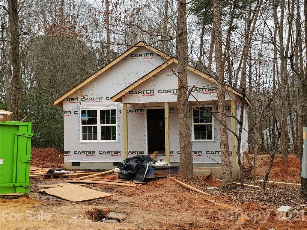 1076 Redleaf Trail - Photo 1