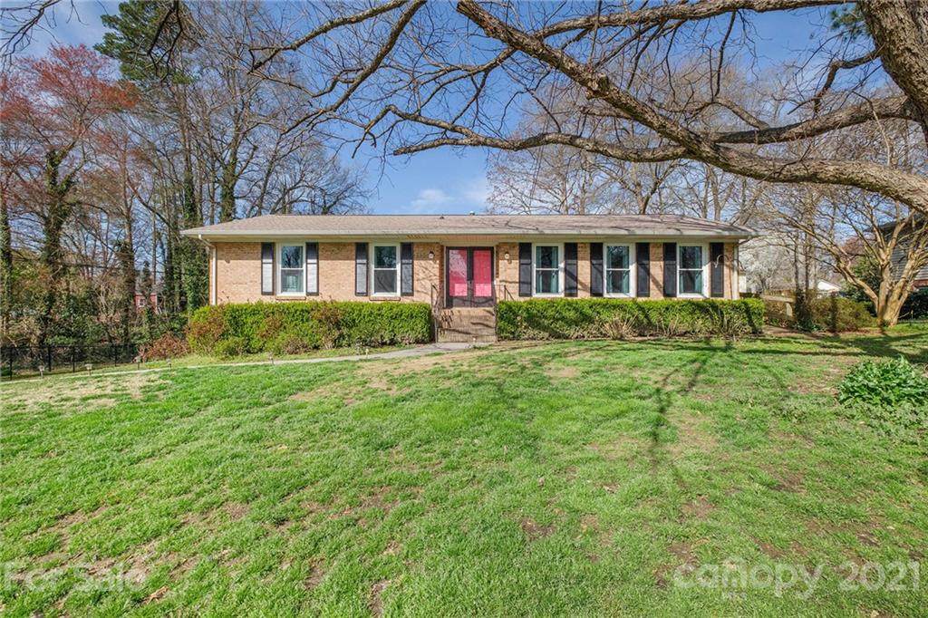 225 Wesconnett Drive - Photo 1