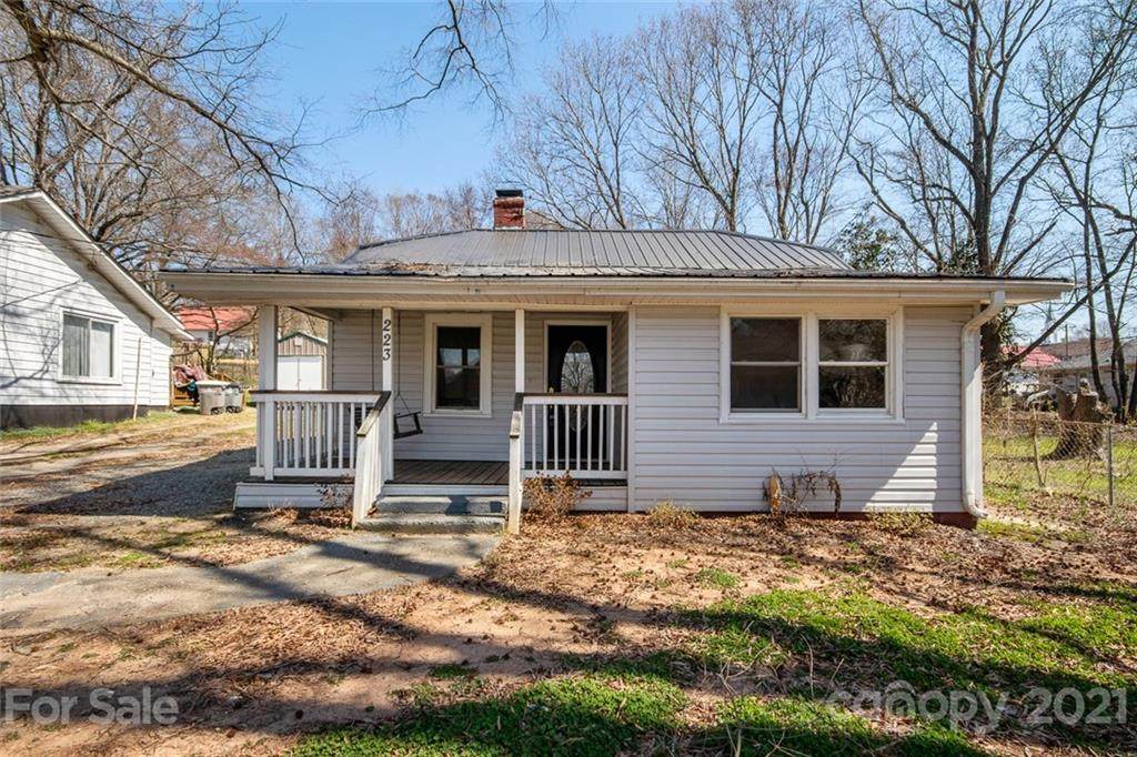 223 Gurley Street - Photo 1
