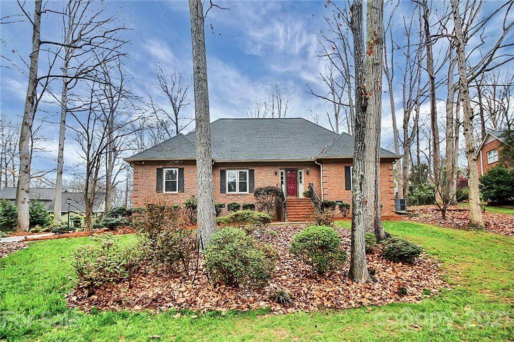 4465 Cypress Cove - Photo 1