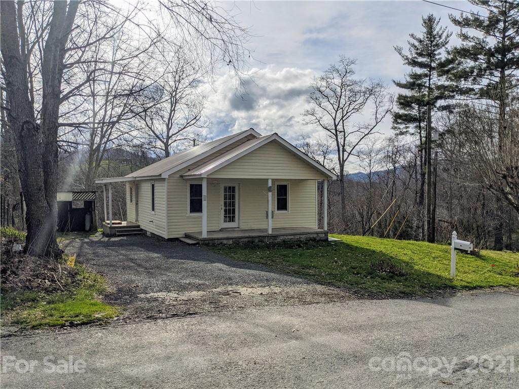 216 Sleepy Hollow Road - Photo 1