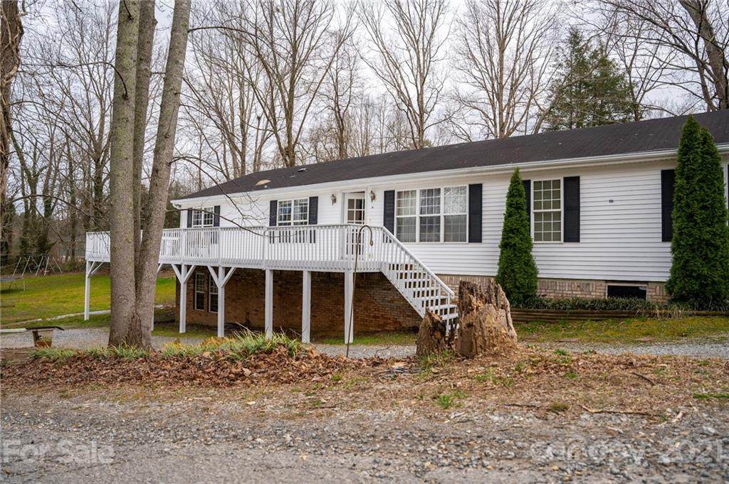 10 Lake Forest Lane - Photo 1