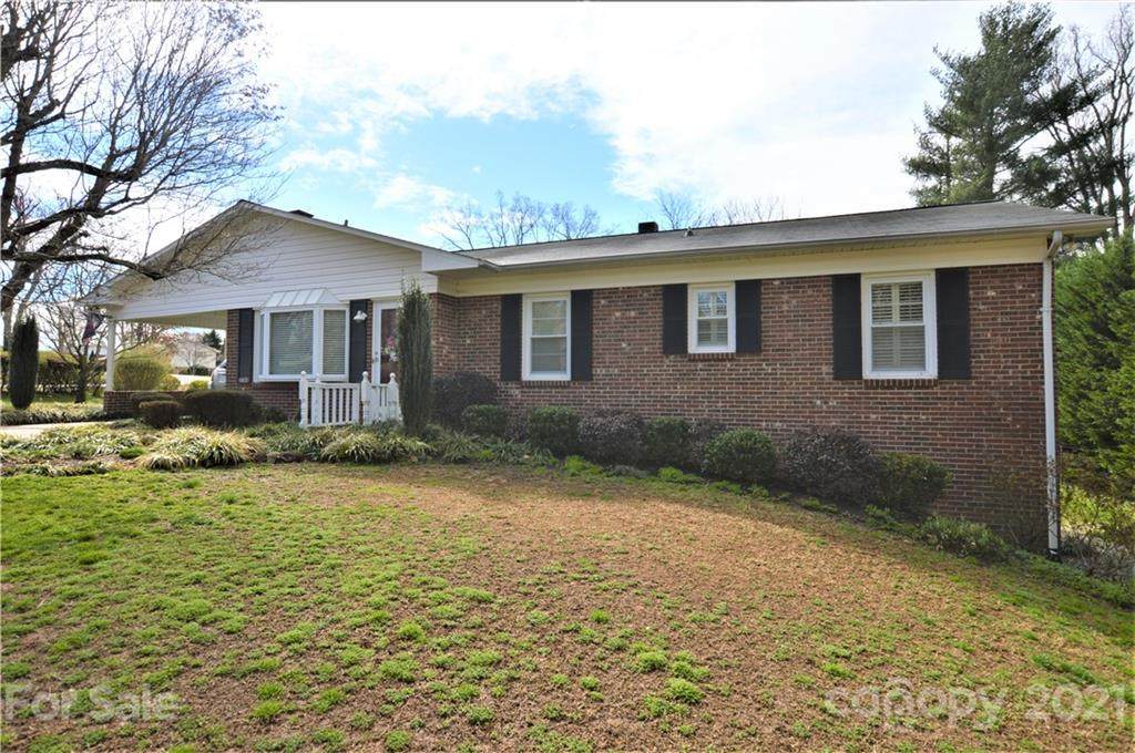 3588 Redcliff Drive - Photo 1