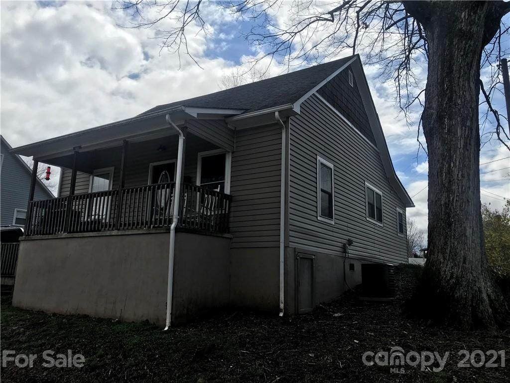 161 5th C Street - Photo 1