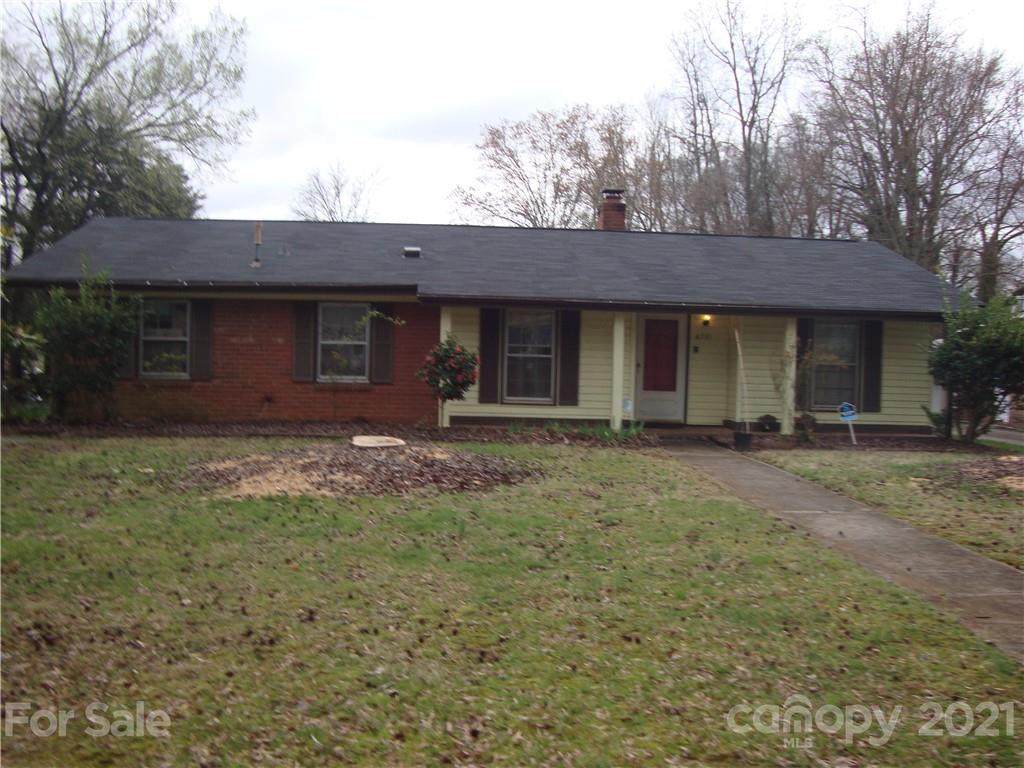 6701 Woodfield Drive - Photo 1