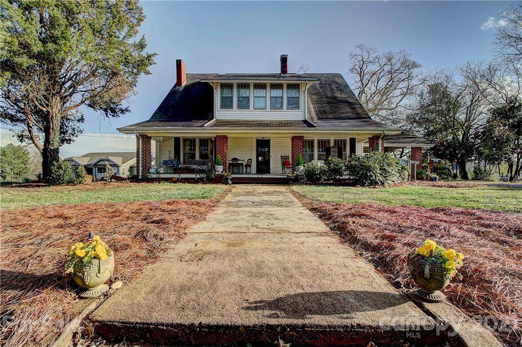 816 King Street - Photo 1