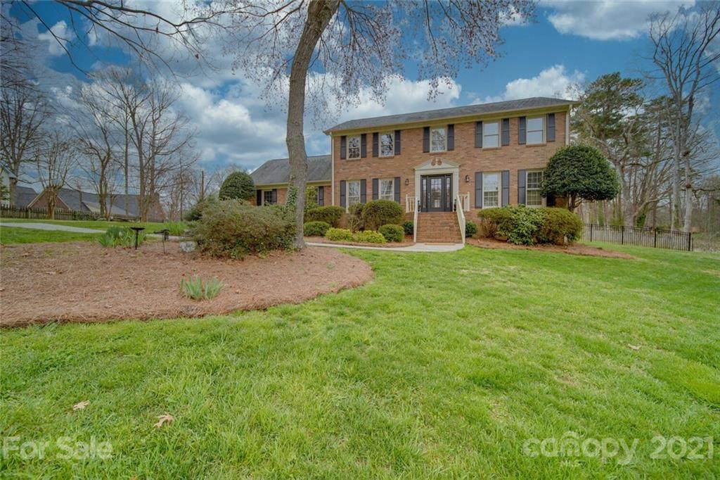 403 Ann Street - Photo 1