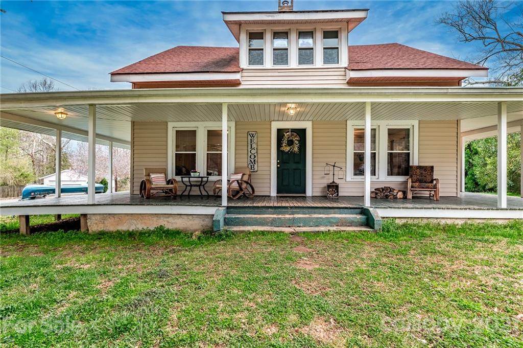 411 Walker Street - Photo 1
