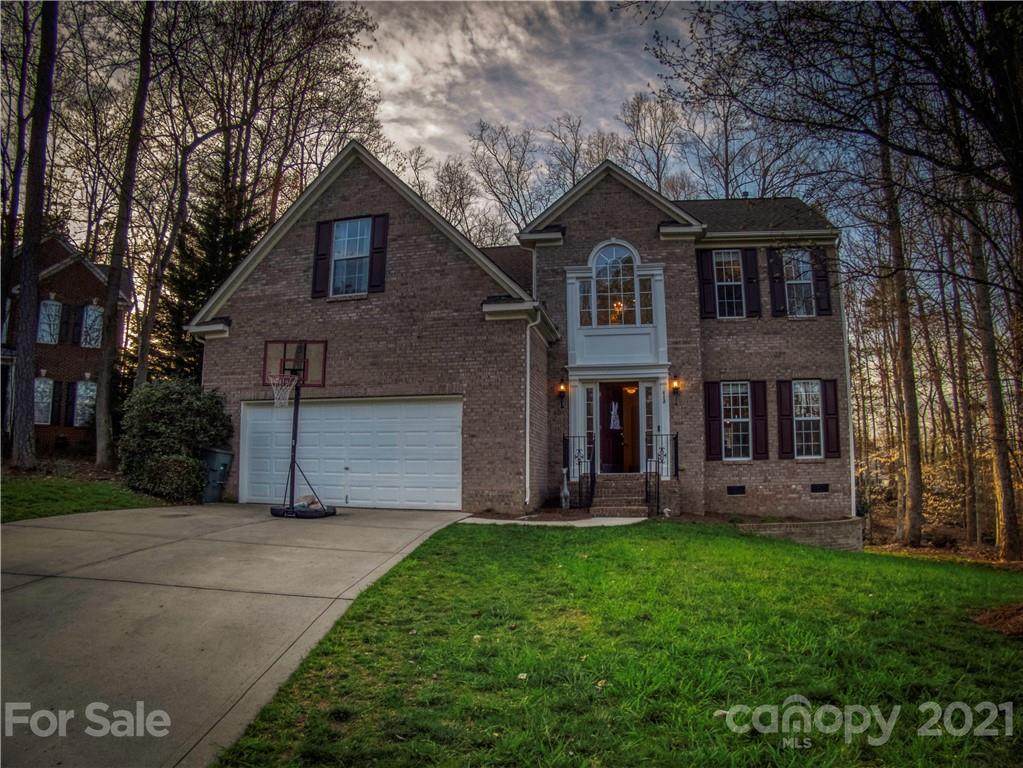 112 Cardinal Berry Court - Photo 1