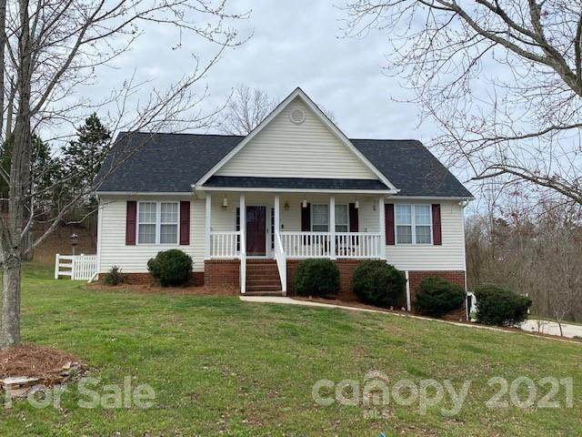 153 Autumn Woods Boulevard - Photo 1