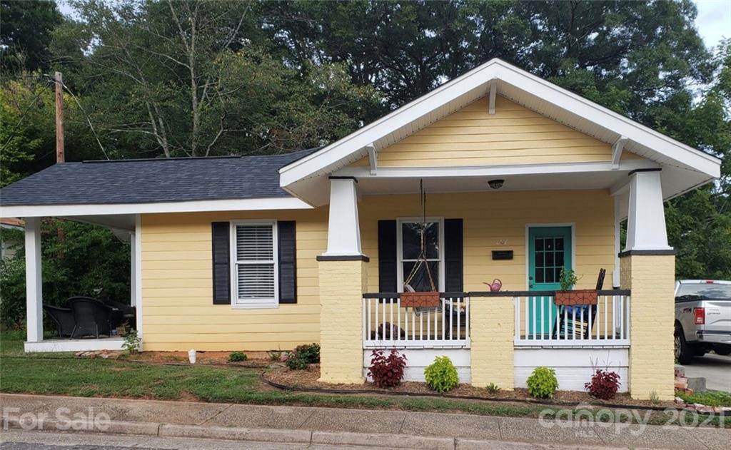 207 Meacham Street - Photo 1